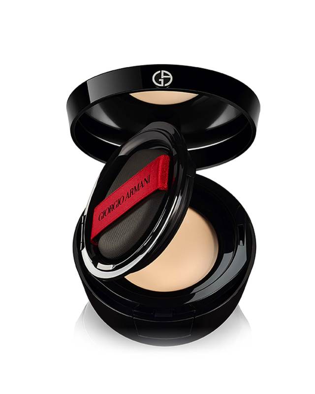 Power Fabric Compact Foundation